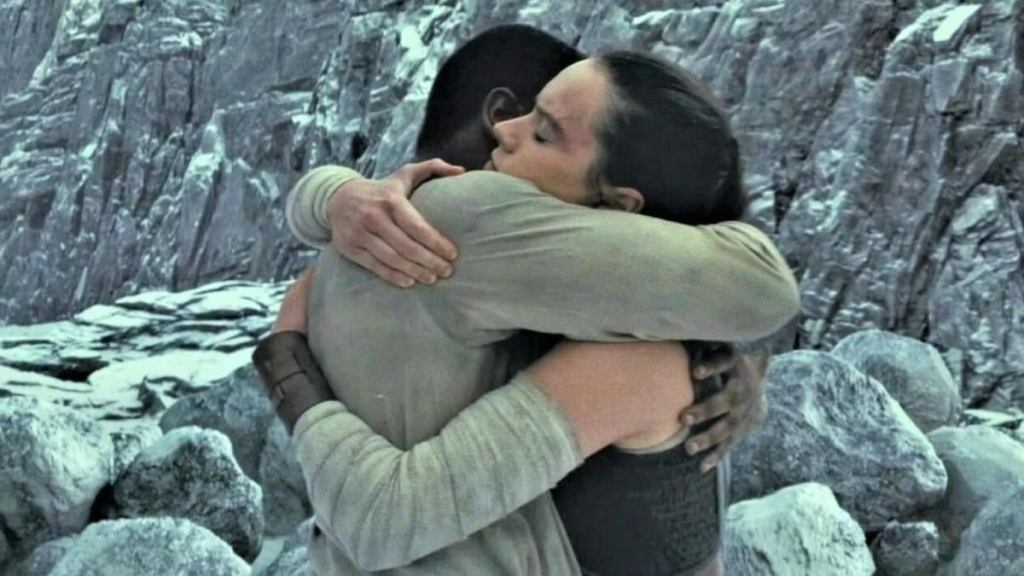 rey-finn-tlj.jpg